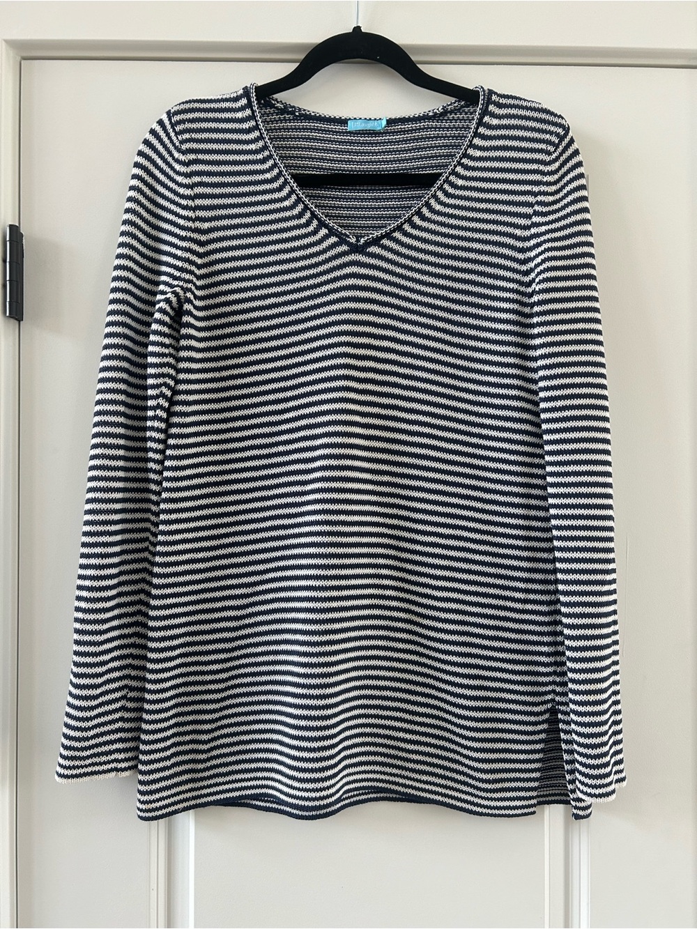 J. McLaughlin Callum Sweater Sz Small